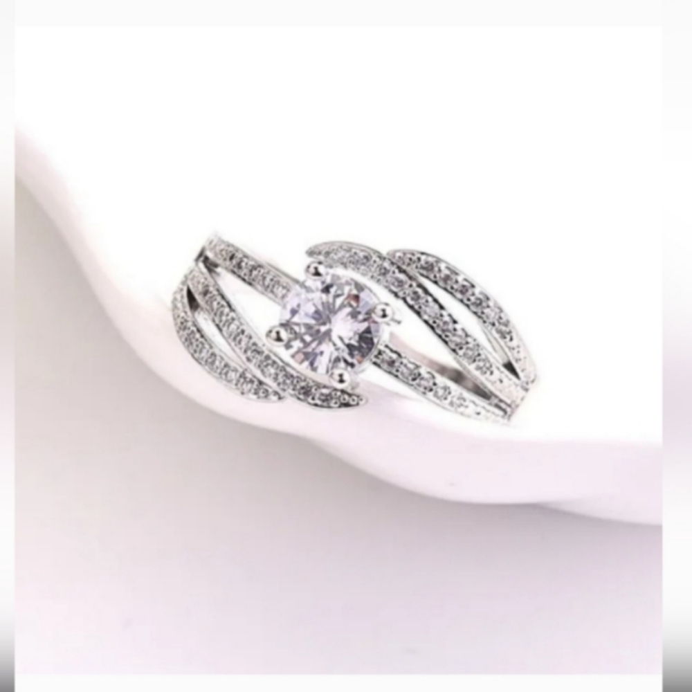 925 White Gold Diamond Ring